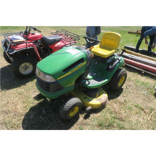 John Deere LA125 Garden Tractor w/ 42" Belly Mower