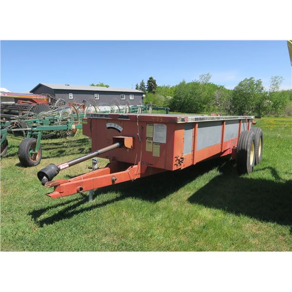 Gale 325 Dual Axle 540 PTO Manure Spreader - 18x5ft.