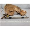 Image 1 : Handymans leather tool belt & old hack saw