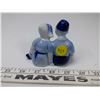 Image 2 : Blue Boy and Girl Reading Ceramic Ornament