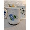 Image 2 : Lot of milk pitchers