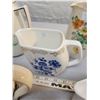 Image 5 : Lot of milk pitchers