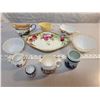 Image 1 : Lot of creamers, sugar bowls, etc