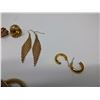 Image 2 : (7) Gold Tone Jewelry, 1 Necklace, 1 Bracelet, 1 Broach, 4 Earring Sets
