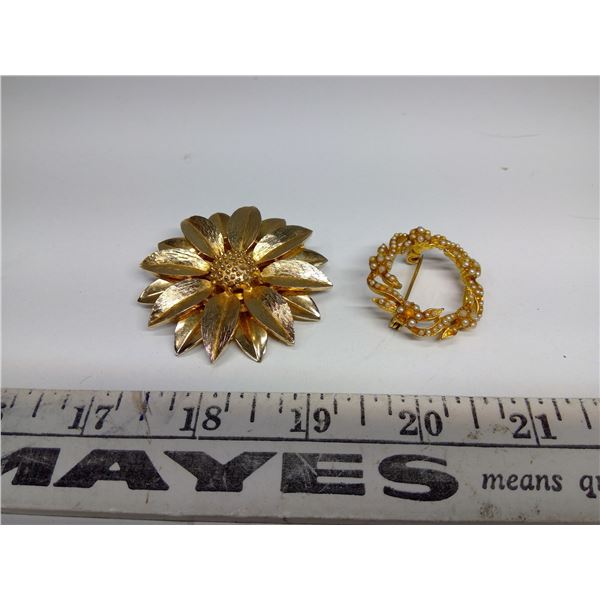 (1) “Coro”, (1) “Sarah Coventry” Broaches