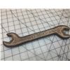Image 2 : ANTIQUE GMO PEERLESS WRENCH