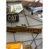 Image 2 : VINTAGE ADVERTING PIECES IH CAT CPR WHITE ETC
