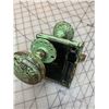 Image 3 : ANTIQUE DOOR KNOB SET