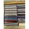 Image 2 : LOT OF CDS