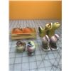 Image 1 : LOT OF VINTAGE SALT AND PEPPER SHAKERS