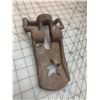 Image 2 : ANTIQUE CAST IRON BINDER PEDAL