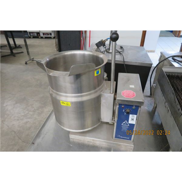 Cleveland Tilt Kettle KET6T