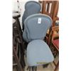 Image 1 : 11-Padded Stack Chairs - 11 X $