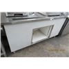 Image 1 : Shelley Glass 6' Bev Station