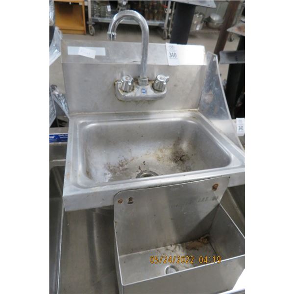 Wall Mount Hand Sink