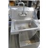 Image 1 : Wall Mount Hand Sink