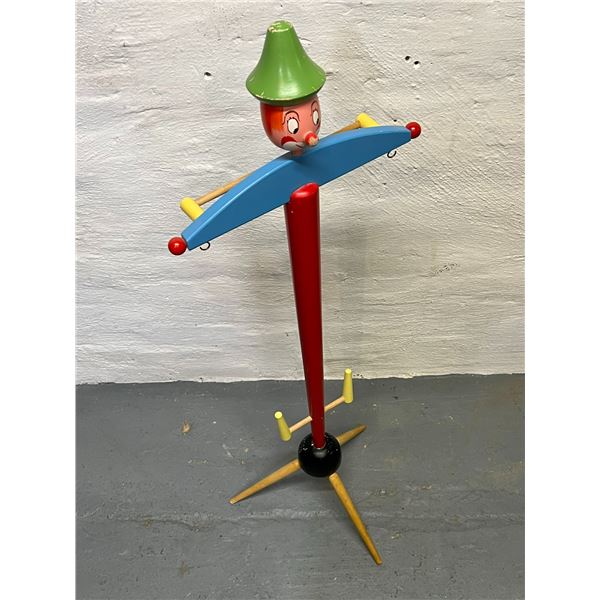 Sevi Italian Childs Wooden Clothing Valet Butler Wardrobe Rack (approx 41" tall 14" wide)