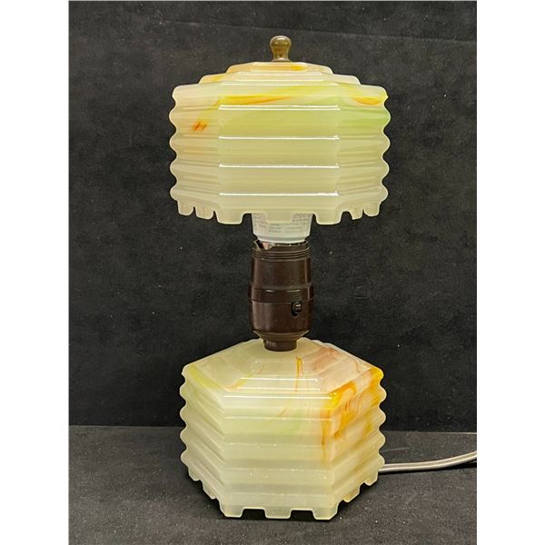 Vintage Caramel Slag Glass Table Lamp - Has chip see photos (Approx: 10"T 4.75"W)