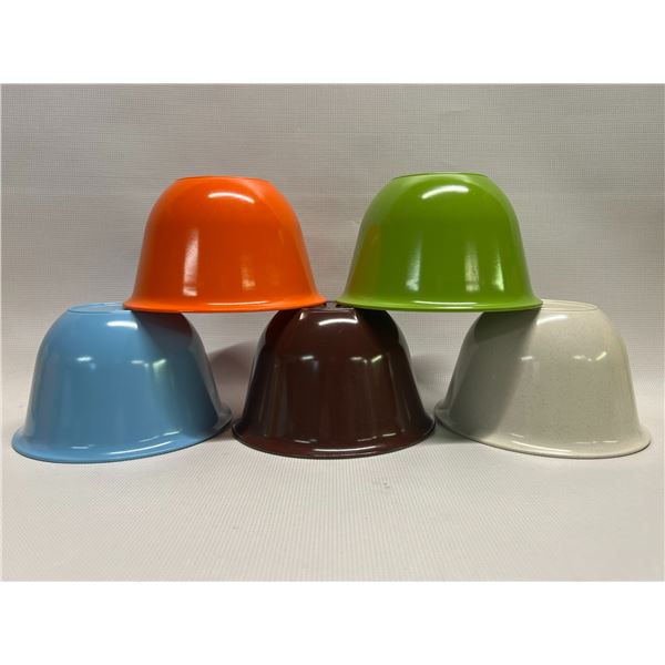 5 Vintage Duraware Canada Melmac Snack Bowls Approx: 3.75"T 6.5"W