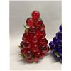Image 2 : Vintage Lucite Grapes Grape Cluster Lamp Shades (Approx: 10"T 7"W)