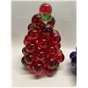 Image 4 : Vintage Lucite Grapes Grape Cluster Lamp Shades (Approx: 10"T 7"W)