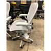 Image 3 : HERMAN MILLER AERON MINERA / GREY FULLY ADJUSTABLE TASK CHAIR ( SIZE C ) RETAIL VALUE $2146