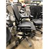 Image 2 : HERMAN MILLER AERON BLACK FULLY ADJUSTABLE TASK CHAIR ( SIZE B ) RETAIL VALUE $1933