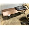 Image 1 : DESIGN WITHIN REACH WALNUT / BLACK VON BENCH