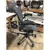 Image 2 : HERMAN MILLER AERON GRAPHITE FULLY ADJUSTABLE TASK CHAIR (SIZE B) RETAIL VALUE $1,933.00