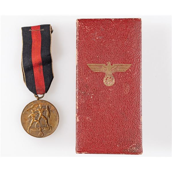 CASED SUDETENLAND MEDAL