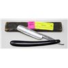 Image 1 : ANTIQUE STRAIGHT RAZOR WITH BOX