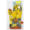 Image 1 : NOVELTY FUNNY OVEN MITT NEW