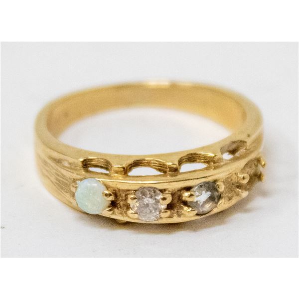 4G 10K GOLD FAMILY RING W DIAMOND