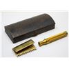 Image 2 : ANTIQUE GOLD TONE GILLETTE SAFETY RAZOR W CASE