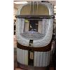 Image 2 : 1946 AMI JUKEBOX RESTORED NEEDS SOME ASSEMBLY