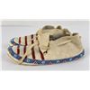 Image 3 : Native American Indian Quilled Beaded Moccasins