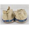 Image 4 : Native American Indian Quilled Beaded Moccasins