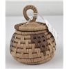 Image 2 : African Lidded Basket