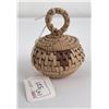 Image 4 : African Lidded Basket