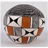 Image 2 : Acoma Pueblo Indian Pottery Pot