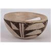 Image 4 : Acoma Pueblo Indian Pottery Pot