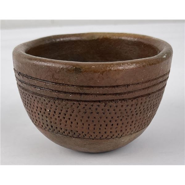 Antique Navajo Native American Indian Pot