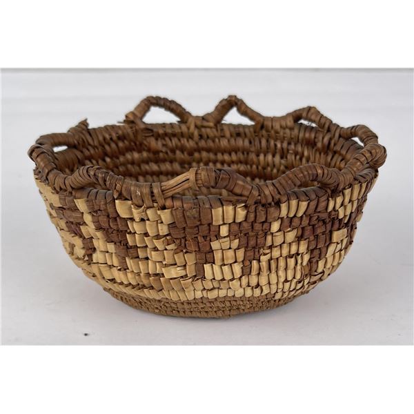 Klickitat Native American Indian Basket