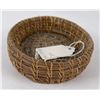 Image 4 : Native American Indian Pine Needle Basket
