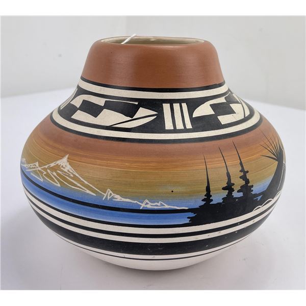 Navajo Indian Pottery Vase Pot
