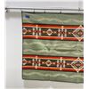 Image 2 : Pendleton Beaver State Wool Blanket Indian Pattern