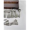 Image 4 : Lunt Stainless Steel Flatware Set