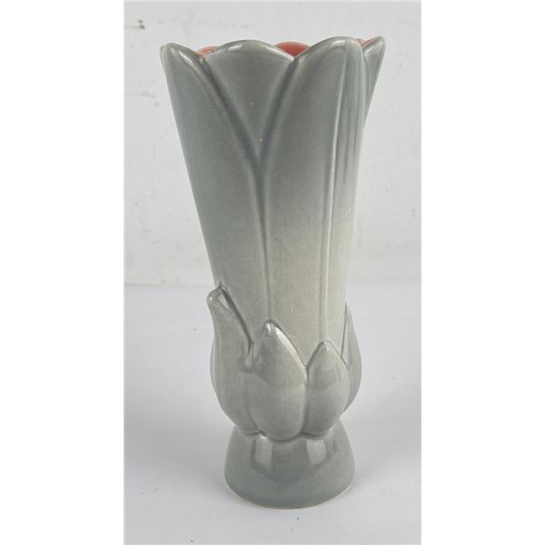 Red Wing Pottery Tulip Vase B1394