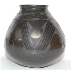 MATA ORTIZ POTTERY OLLA