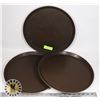 Image 1 : 3 SERVING TRAYS